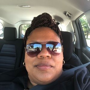 Meet your Posher, Stacey